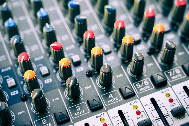 Tips and Tricks for⁤ Getting the Most ⁤Out of Your Stand Mixer‌ Experience