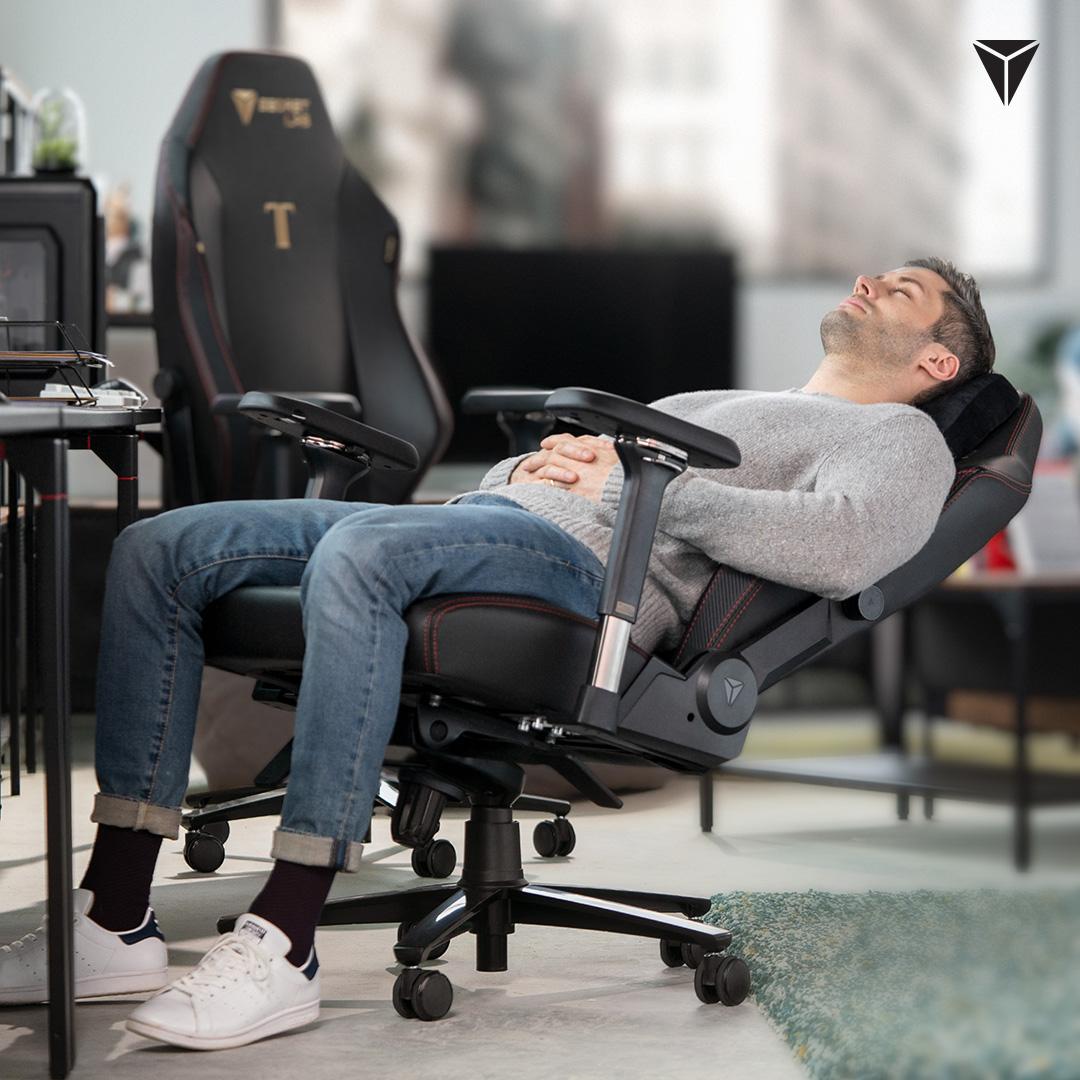Exploring Enhanced Comfort Features for Extended Gaming Sessions
