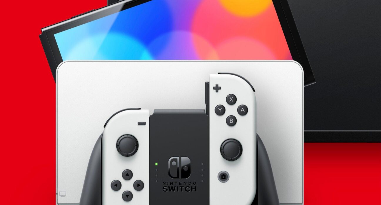 Nintendo Switch OLED vs Steam Deck: Which Portable Gaming Device Wins?