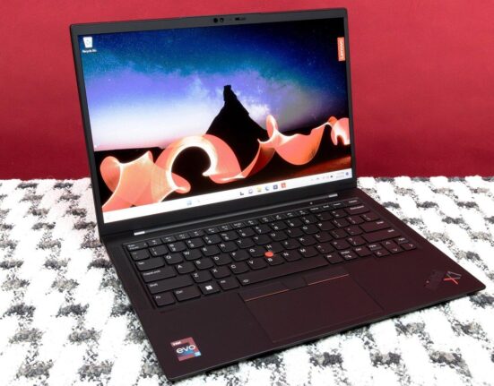 Lenovo ThinkPad X1 Carbon Gen 11: Business Laptop Excellence