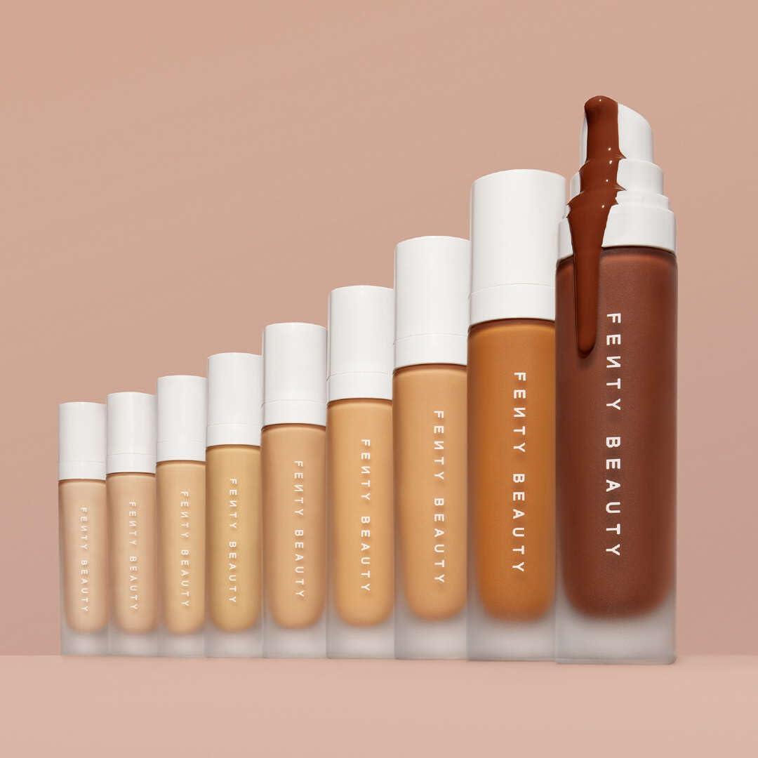 Fenty Beauty Gloss Bomb Heat Universal Lip Luminizer: Plumping and Tingling Effect