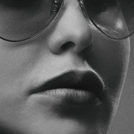 Ray-Ban Round Metal Sunglasses: Bold Statement for Fashion Lovers