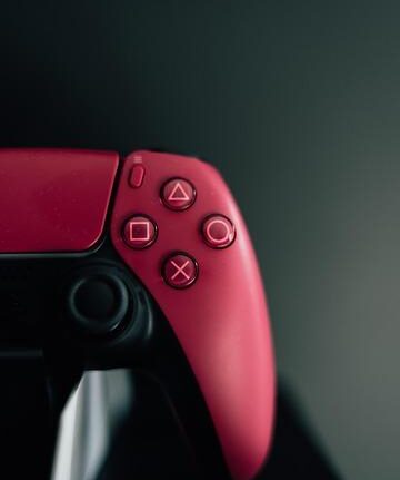 PlayStation 5 DualSense Edge Controller: Customization and Performance