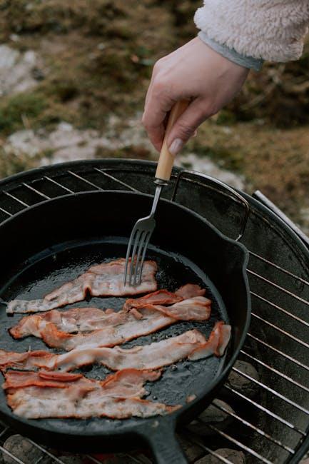 Lodge Cast Iron Sportsman’s Grill: Portable Outdoor Cooking